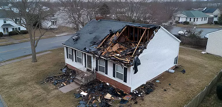 Why Choose Us for Selling Damaged House in Orlando, FL?